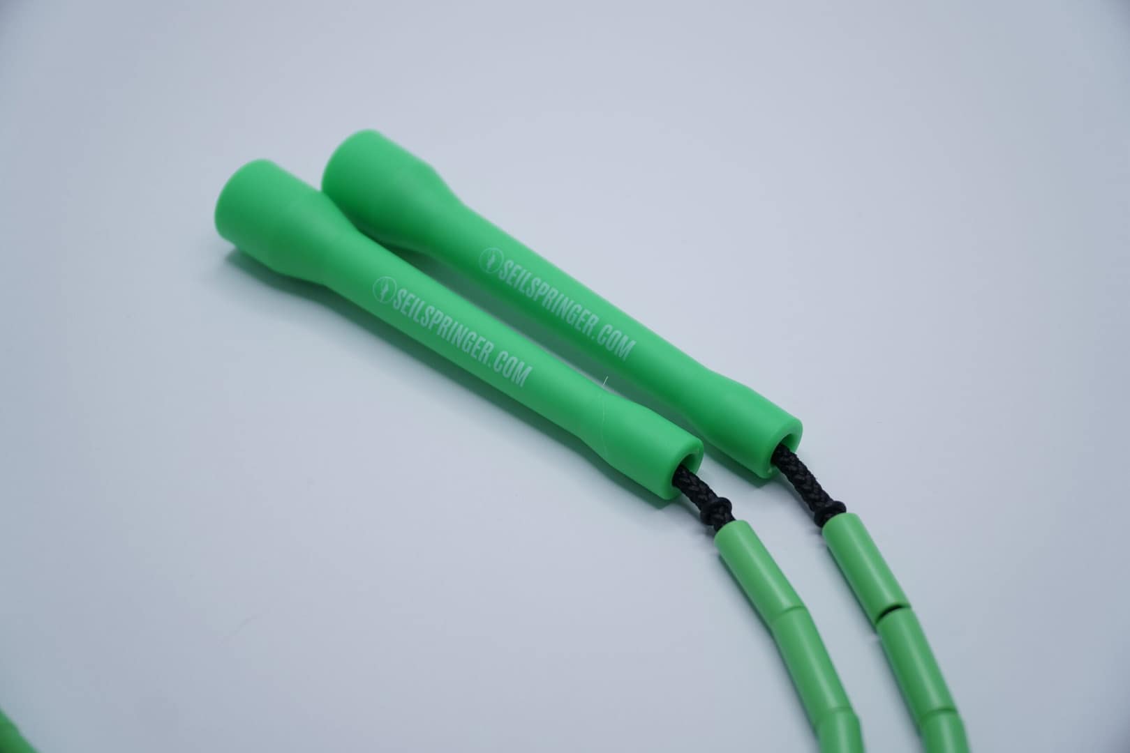 Beaded Rope APPLE GREEN 4mm Freestyle Jumprope – Bild 2